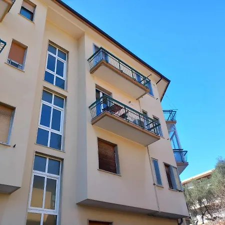 Vela Vicino Al Mare Bludipietraligure Daire Pietra Ligure