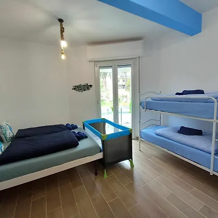 Vela Vicino Al Mare Bludipietraligure 아파트
