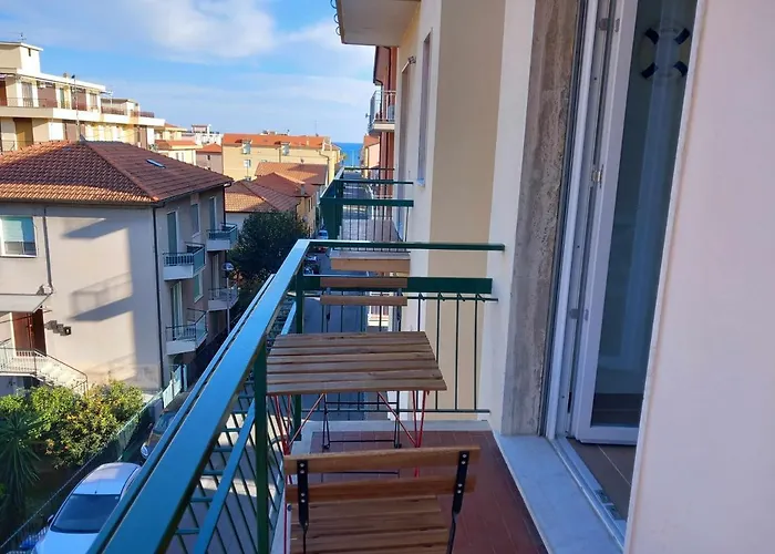 Vela Vicino Al Mare Bludipietraligure * ピエトラ・リーグレ