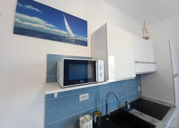 Vela Vicino Al Mare Bludipietraligure アパート *